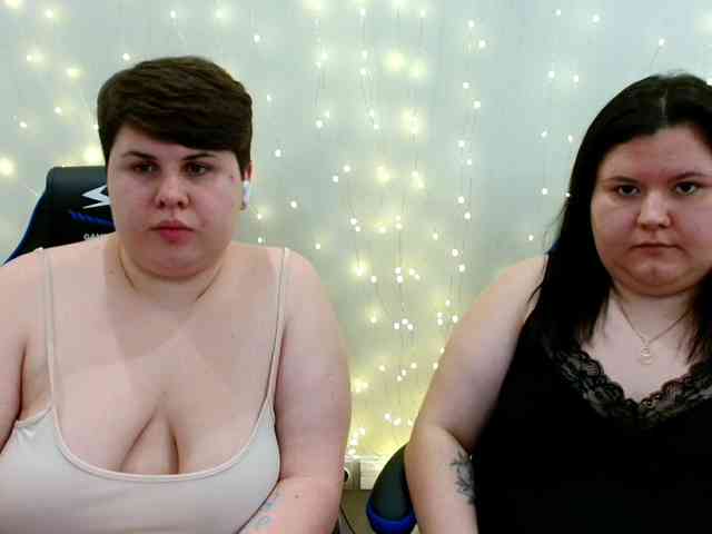 BeckyAndEllen webcam