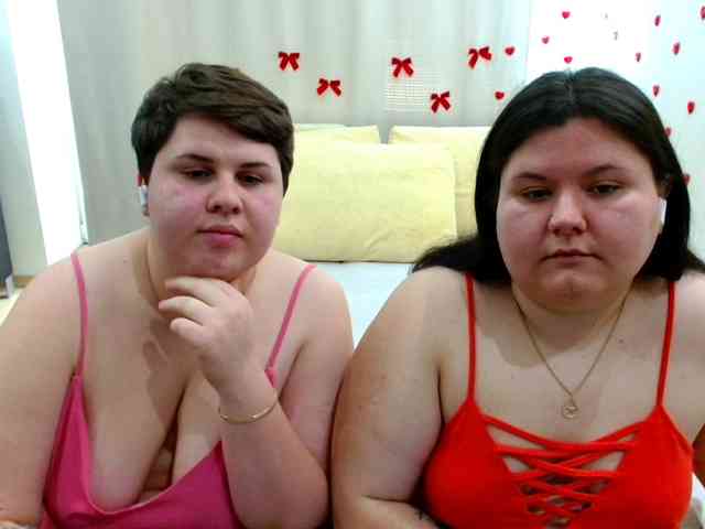 BeckyAndEllen webcam