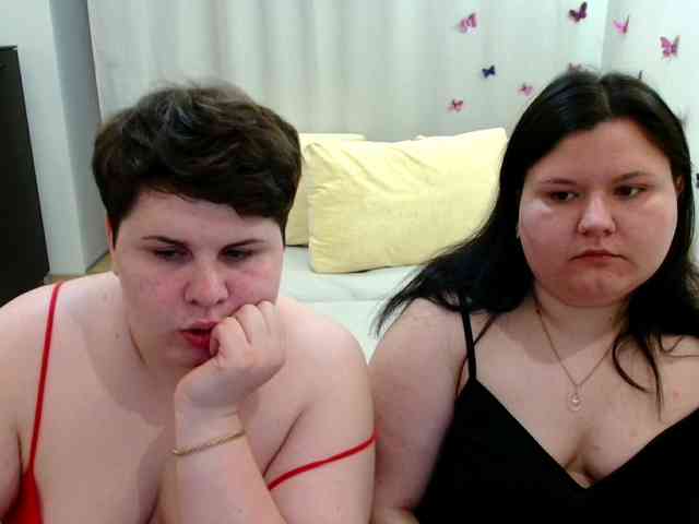 BeckyAndEllen webcam