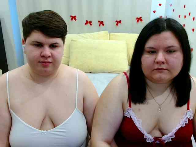 BeckyAndEllen webcam