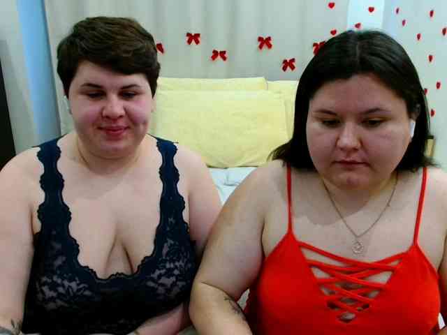 BeckyAndEllen webcam