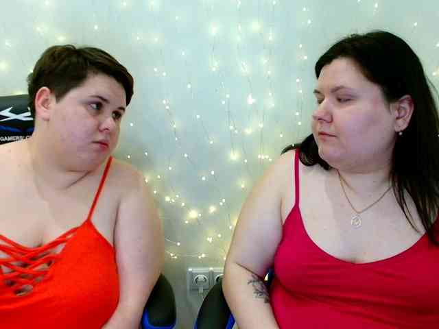 BeckyAndEllen webcam