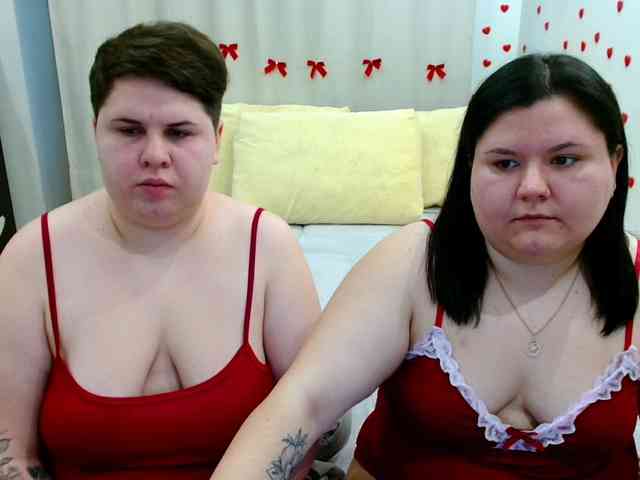 BeckyAndEllen webcam