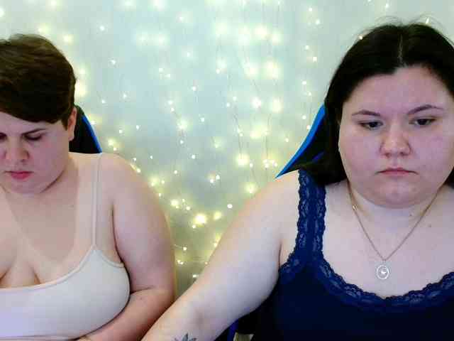 BeckyAndEllen webcam