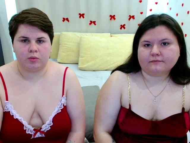 BeckyAndEllen webcam