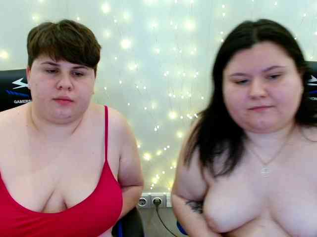 BeckyAndEllen webcam