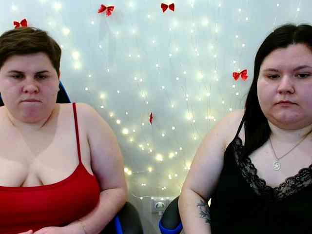 BeckyAndEllen webcam