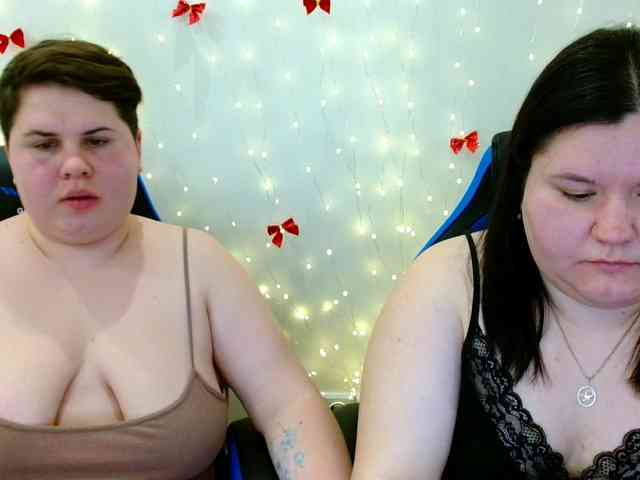 BeckyAndEllen webcam