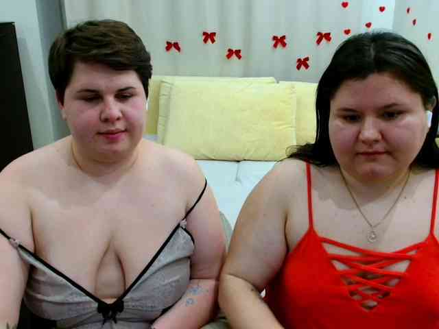 BeckyAndEllen webcam