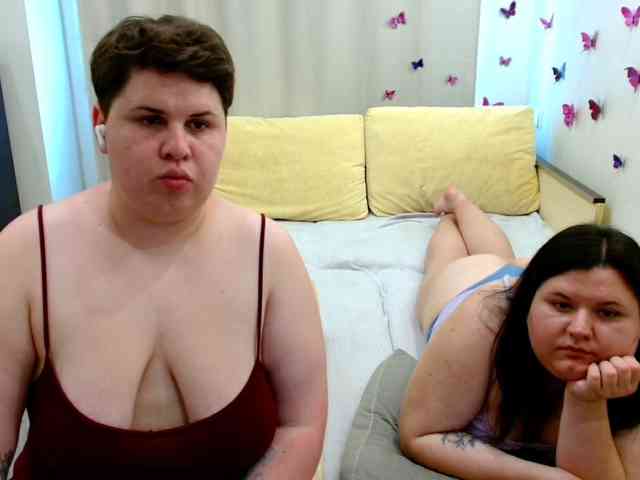 BeckyAndEllen webcam