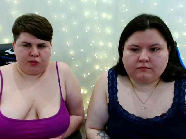 BeckyAndEllen webcam