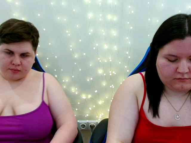 BeckyAndEllen webcam