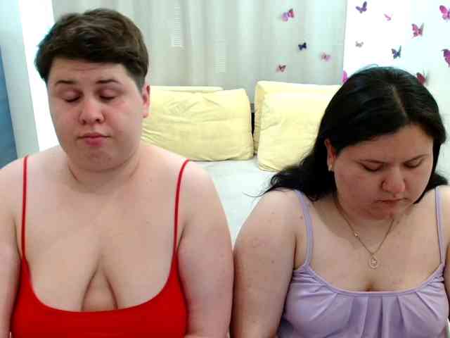 BeckyAndEllen webcam
