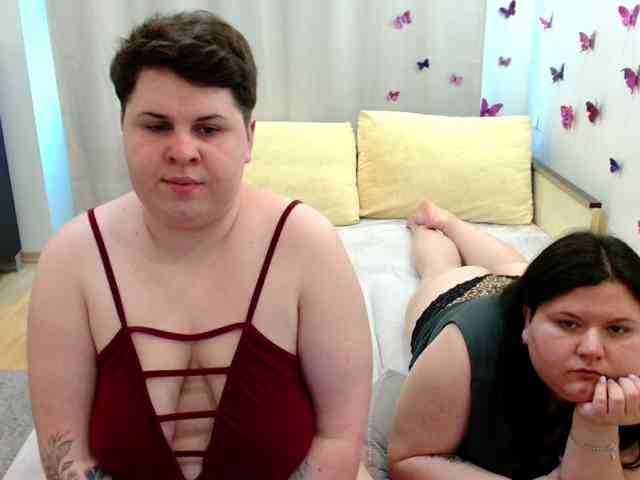 BeckyAndEllen webcam