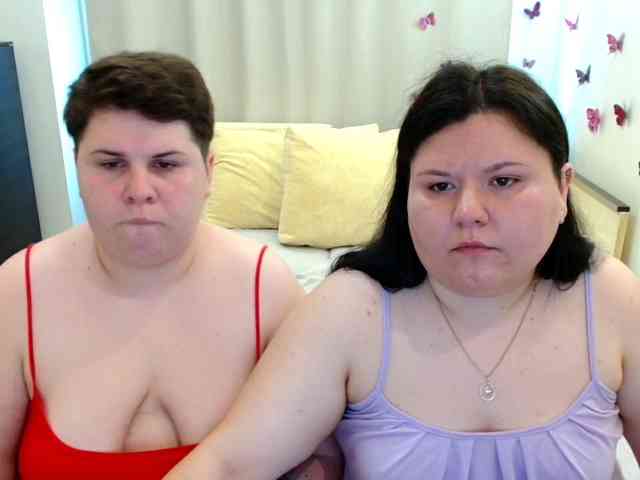BeckyAndEllen webcam