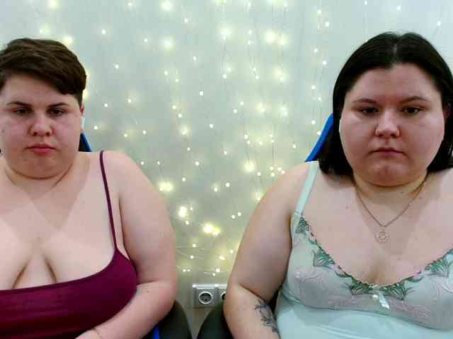 BeckyAndEllen webcam