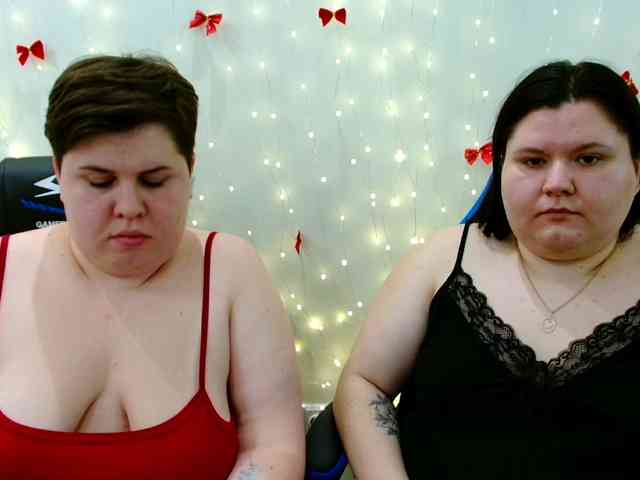 BeckyAndEllen webcam