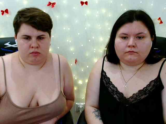BeckyAndEllen webcam