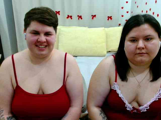 BeckyAndEllen webcam
