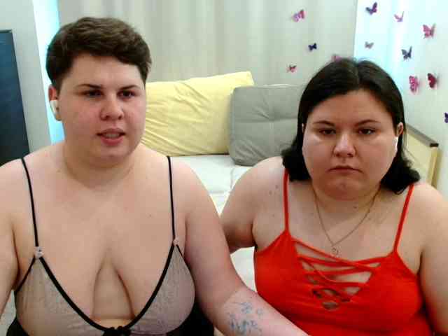 BeckyAndEllen webcam