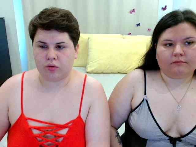 BeckyAndEllen webcam