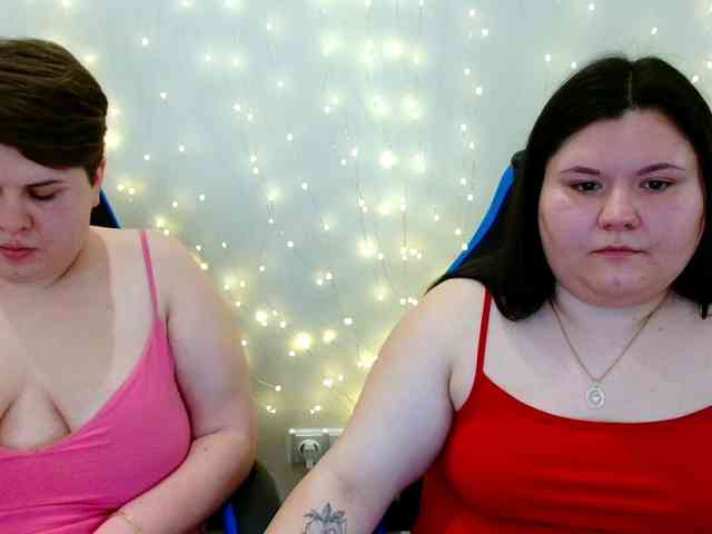 BeckyAndEllen webcam