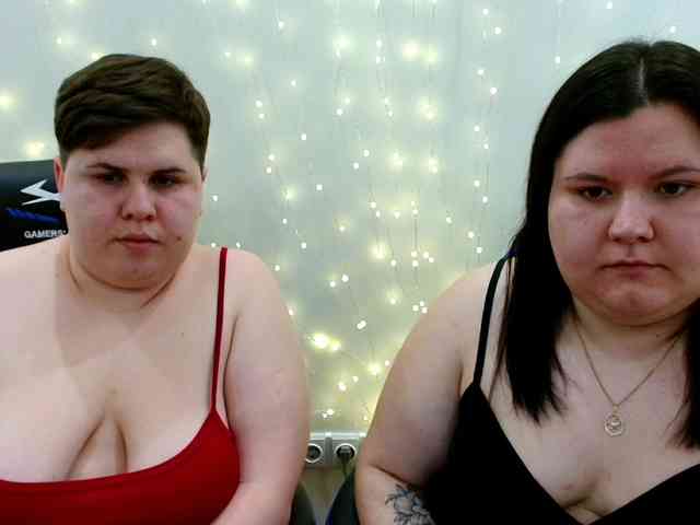 BeckyAndEllen webcam