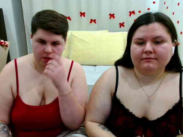 BeckyAndEllen webcam