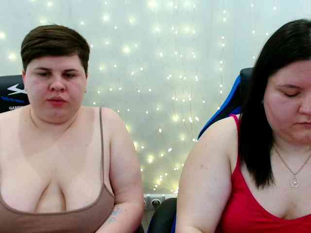 BeckyAndEllen webcam