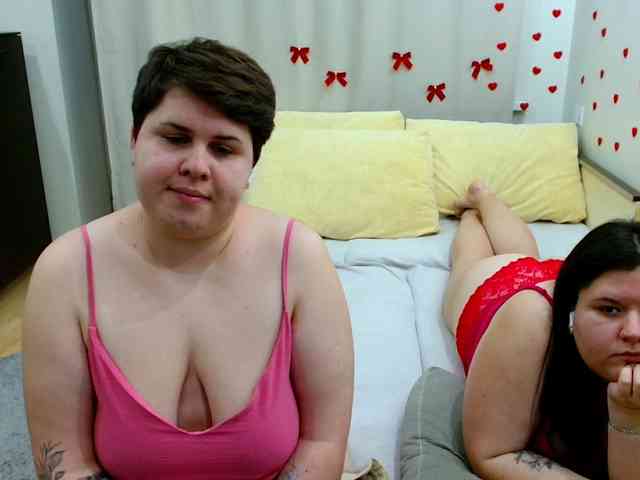 BeckyAndEllen webcam