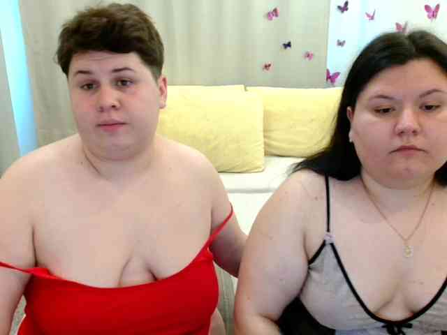 BeckyAndEllen webcam