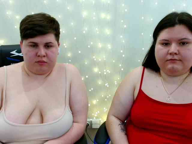 BeckyAndEllen webcam