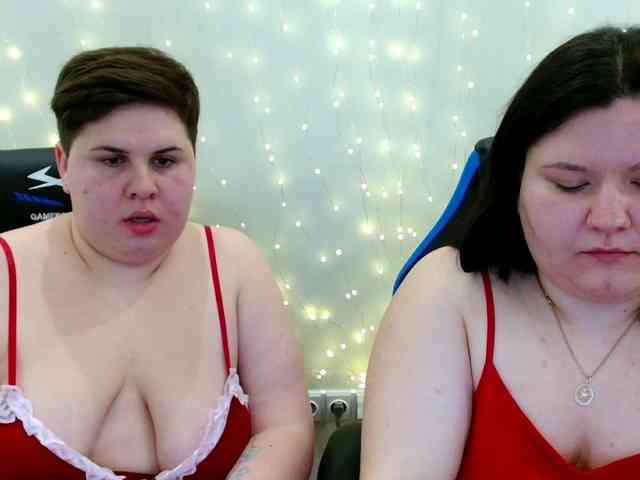 BeckyAndEllen webcam