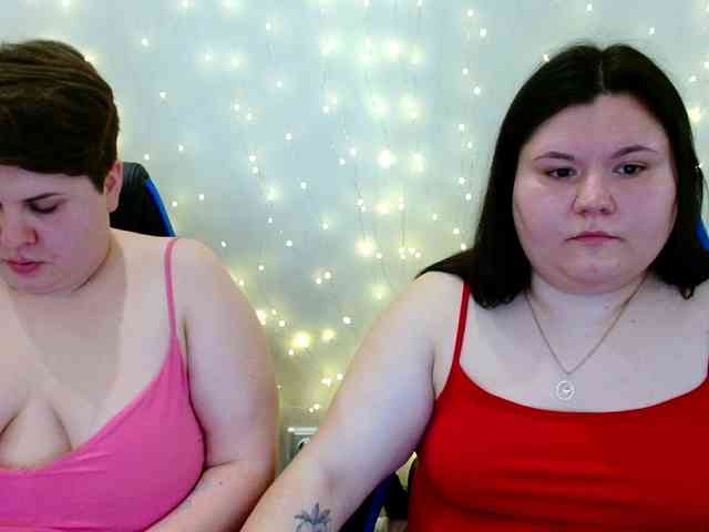 BeckyAndEllen webcam