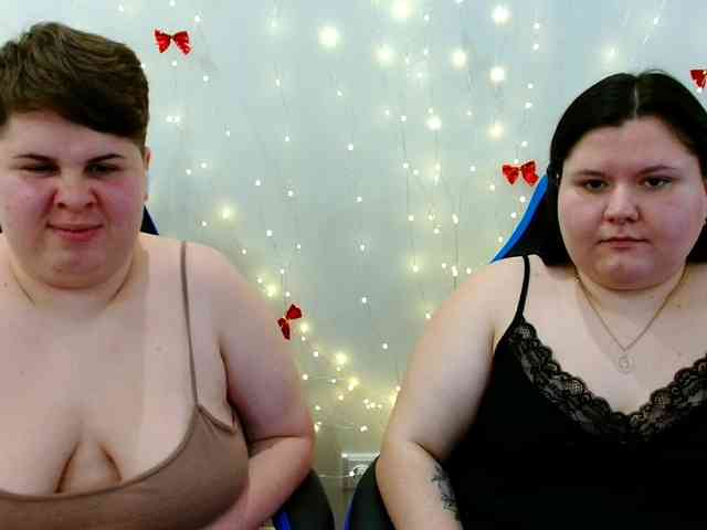 BeckyAndEllen webcam