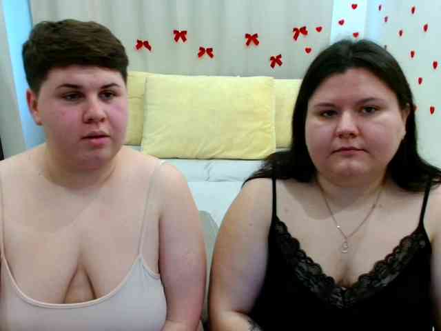 BeckyAndEllen webcam