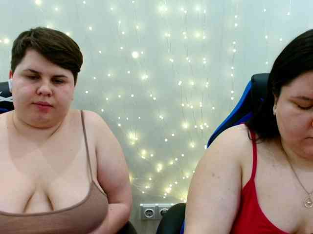 BeckyAndEllen webcam