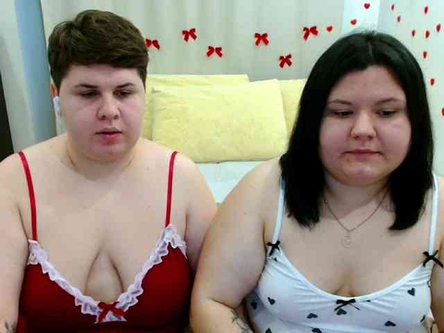 BeckyAndEllen webcam