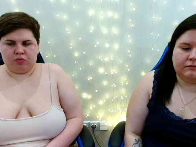 BeckyAndEllen webcam