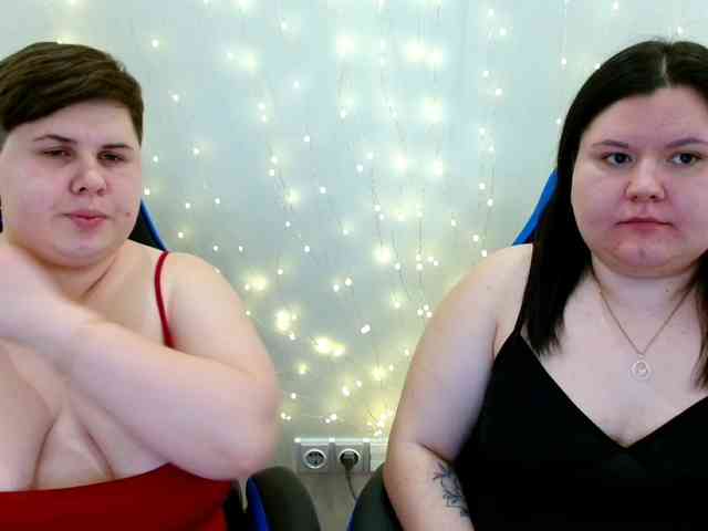 BeckyAndEllen webcam