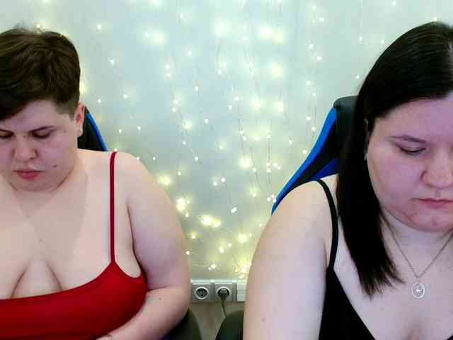 BeckyAndEllen webcam