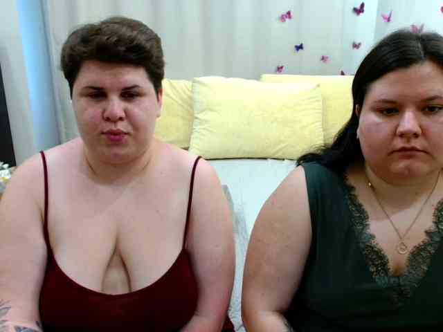BeckyAndEllen webcam