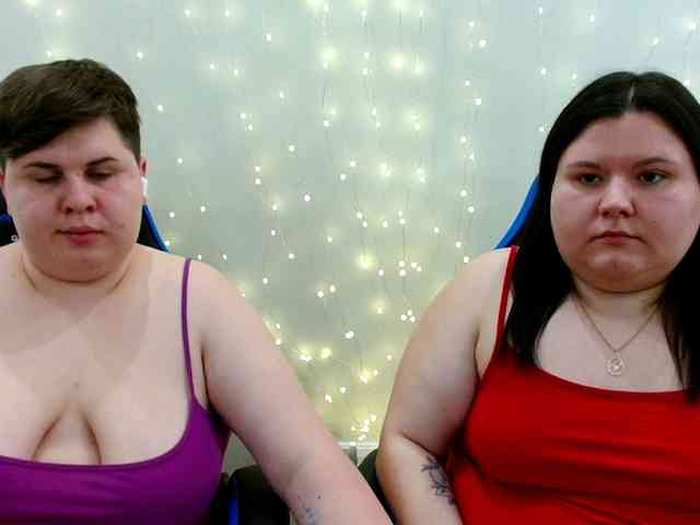 BeckyAndEllen webcam