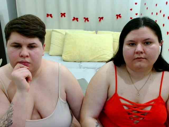 BeckyAndEllen webcam