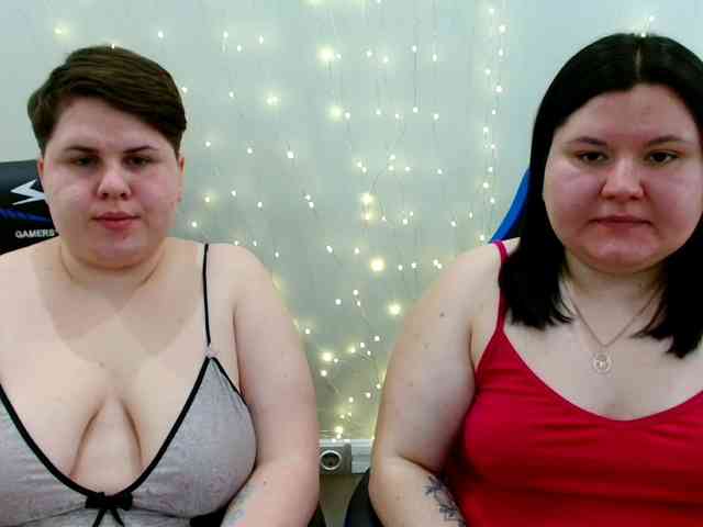 BeckyAndEllen webcam