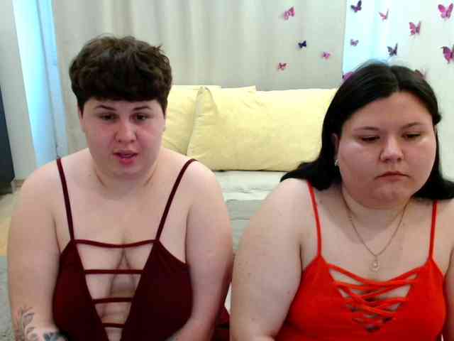 BeckyAndEllen webcam