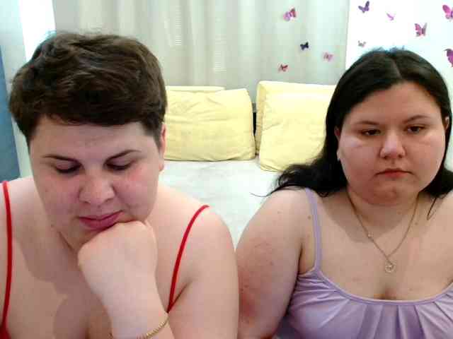 BeckyAndEllen webcam