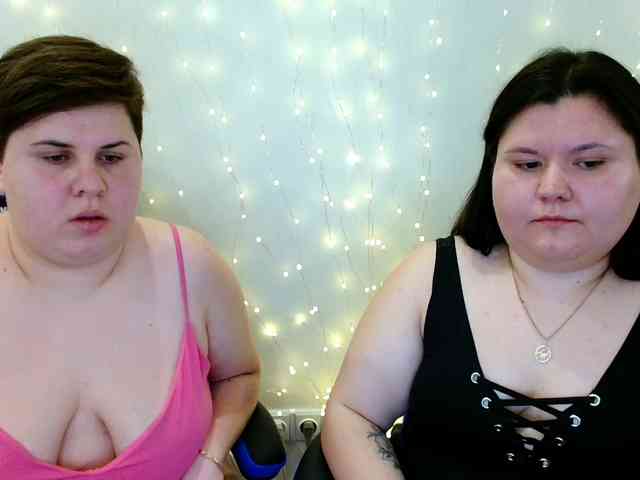 BeckyAndEllen webcam