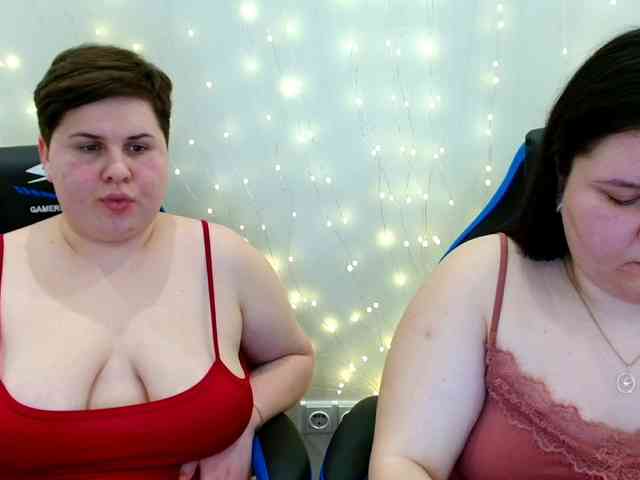 BeckyAndEllen webcam