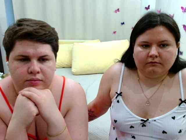 BeckyAndEllen webcam